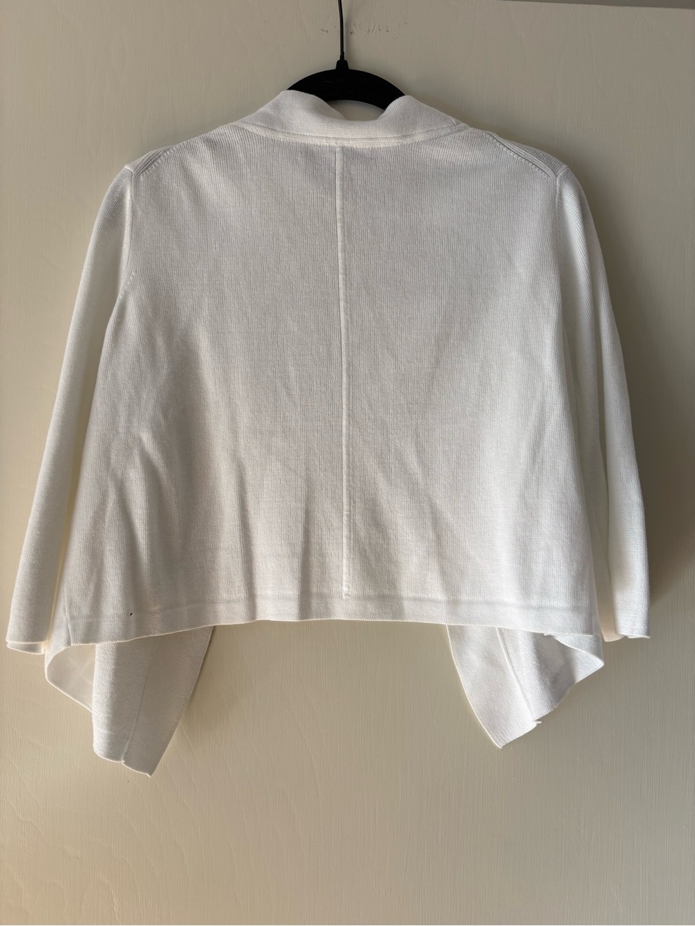 Tommy Bahama White Open-Front Cropped Lightweight Cardigan - Picture 6 of 6